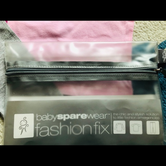 Newborn baby girl Sparewear - Picture 6 of 6